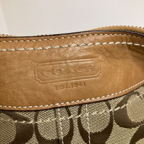 Vintage Coach Signature Crossbody Bag Canvas Leather 10403 Flaw - Picture 9 of 12